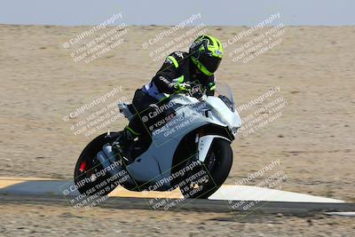 media/Mar-28-2022-Superbike Trackdays (Mon) [[b8603d0f67]]/Open Track Time/Turn 12/